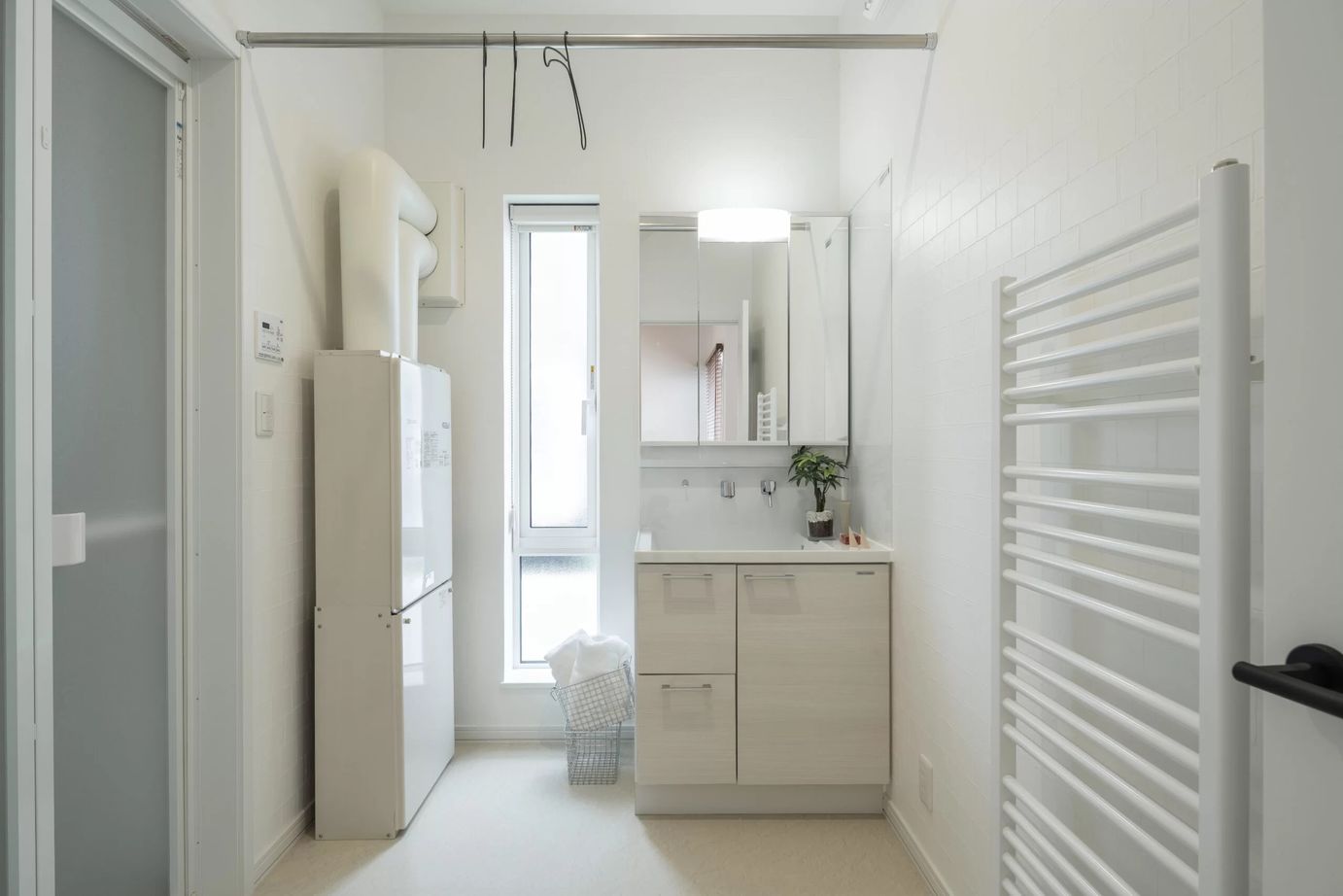 ロゴスホーム 【札幌市/吹抜け/中庭/和室】空間とデザインを楽しむ陽だまりの家の建築実例画像12