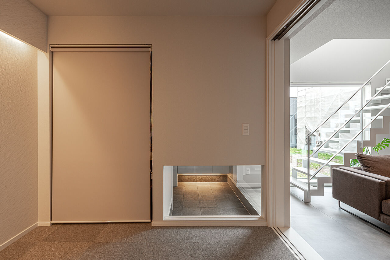 ロゴスホーム 【北海道/函館市/吹抜け/スケルトン階段】ゆったりとした時間を紡ぐ、光あふれる白い家の建築実例画像7