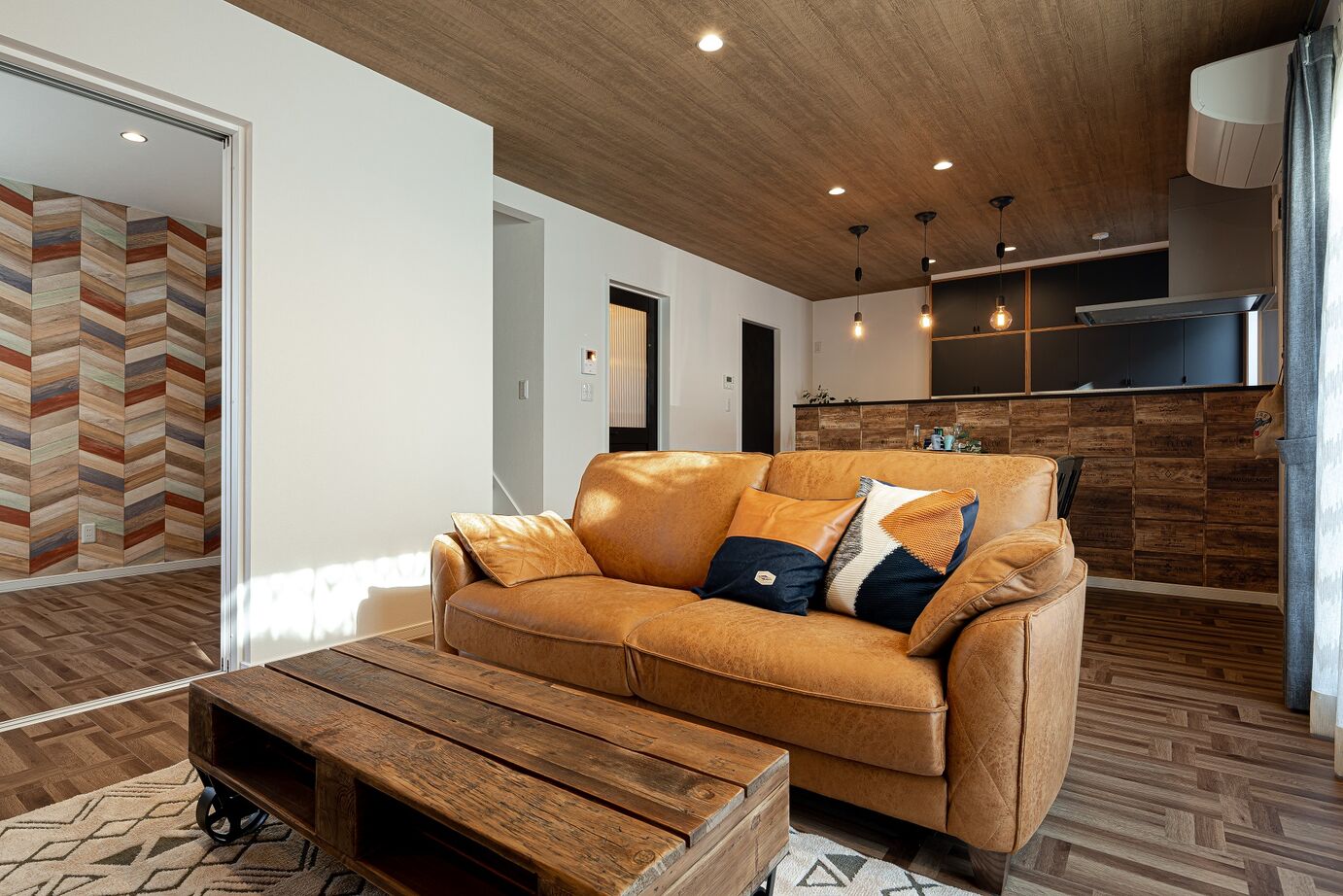 ロゴスホーム 【間取図４LDK約32坪】好きなものに囲まれていたい、家具までどれもお気に入りの建築実例画像2