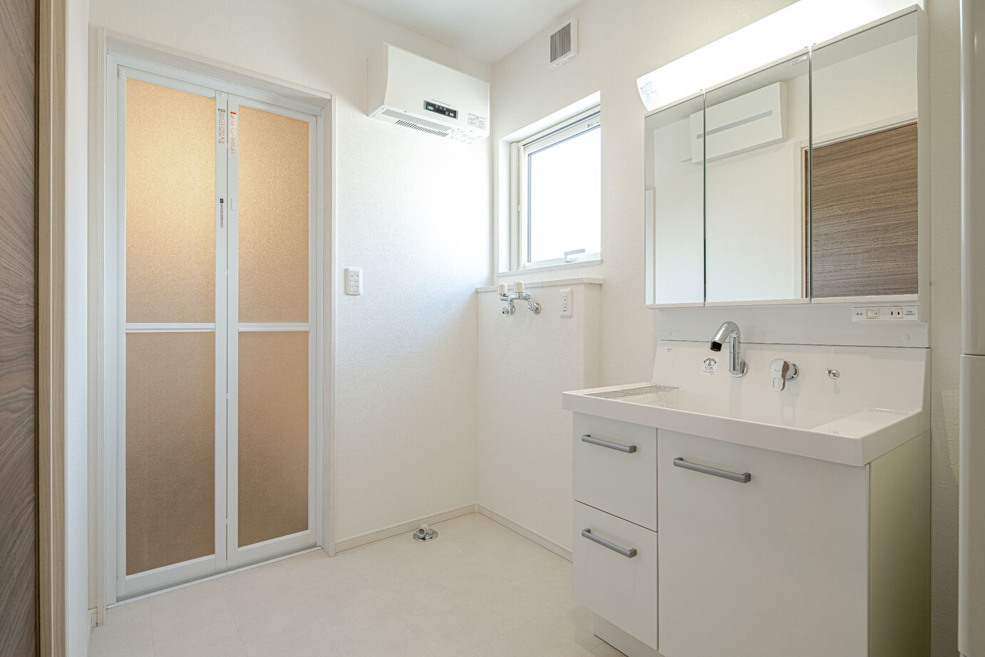 ロゴスホーム 【間取図/４LDK/30坪】家族で過ごすリビング時間の建築実例画像6