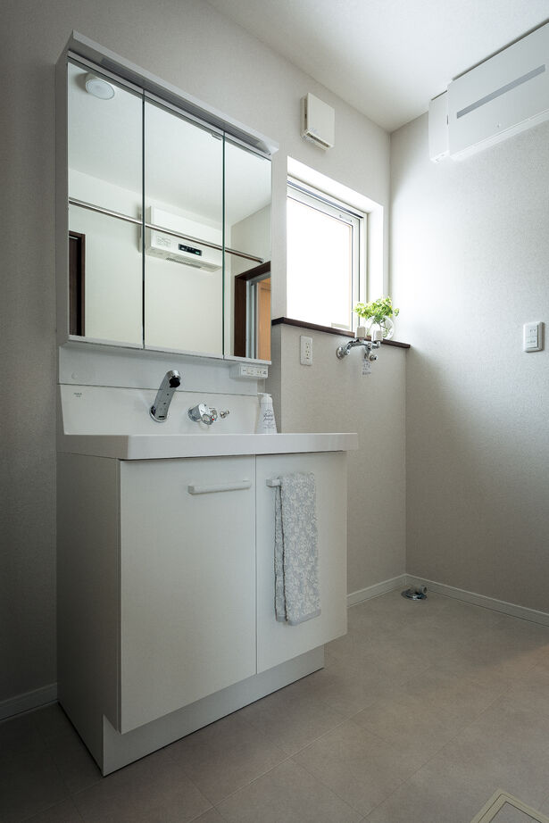 ロゴスホーム 【間取図４LDK】ちょうどいいサイズのお家、インテリアがお気に入りの建築実例画像7