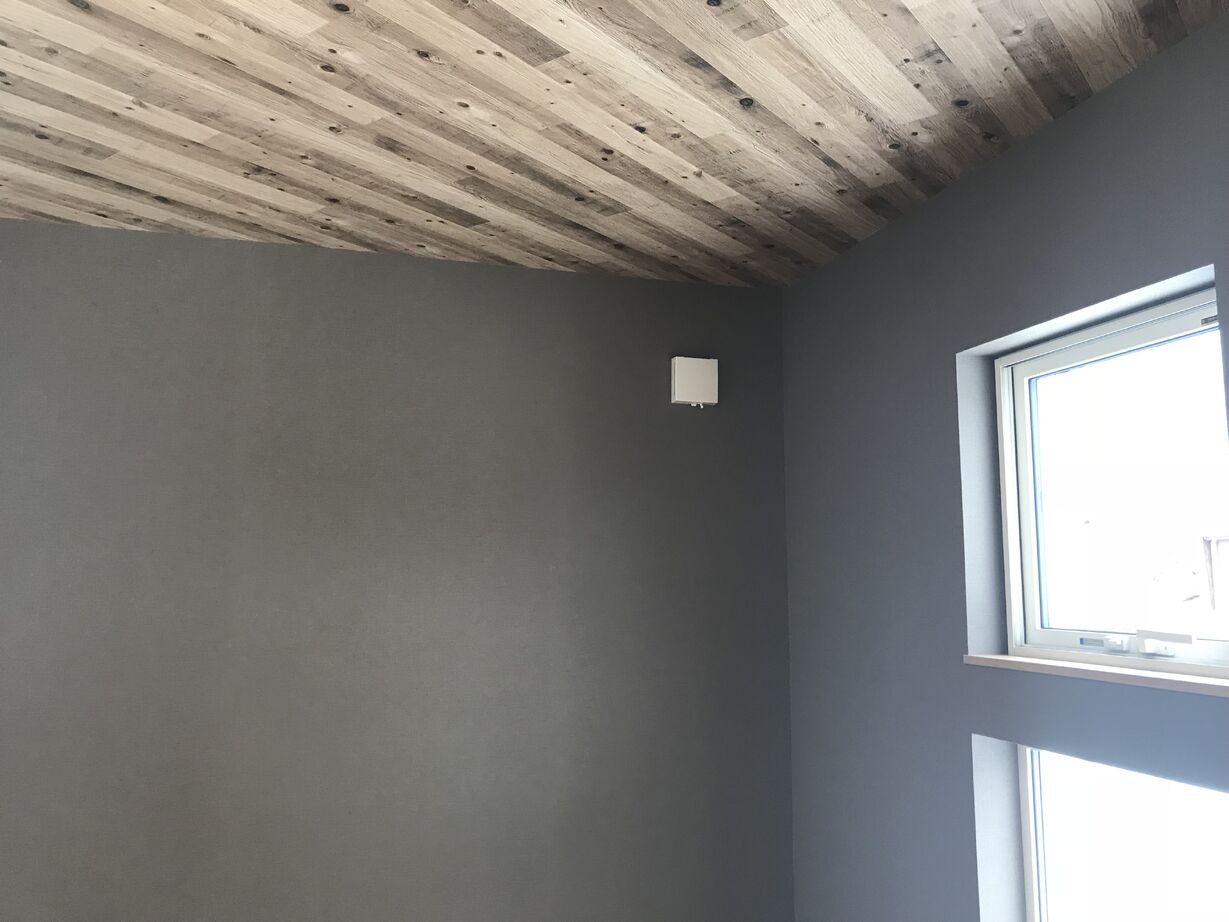 ロゴスホーム [４LDK/約35坪]温かみのあるナチュラルテイストのお家。タイルや照明など、細部にこだわりが詰まっていますの建築実例画像3