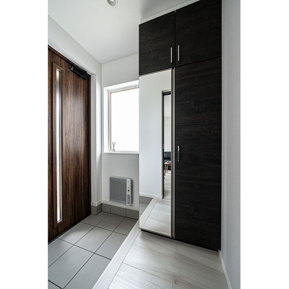 ロゴスホーム 【間取図約30坪】南向きの開放的なリビングで奥の洋室がおしゃれな4LDKの建築実例画像7