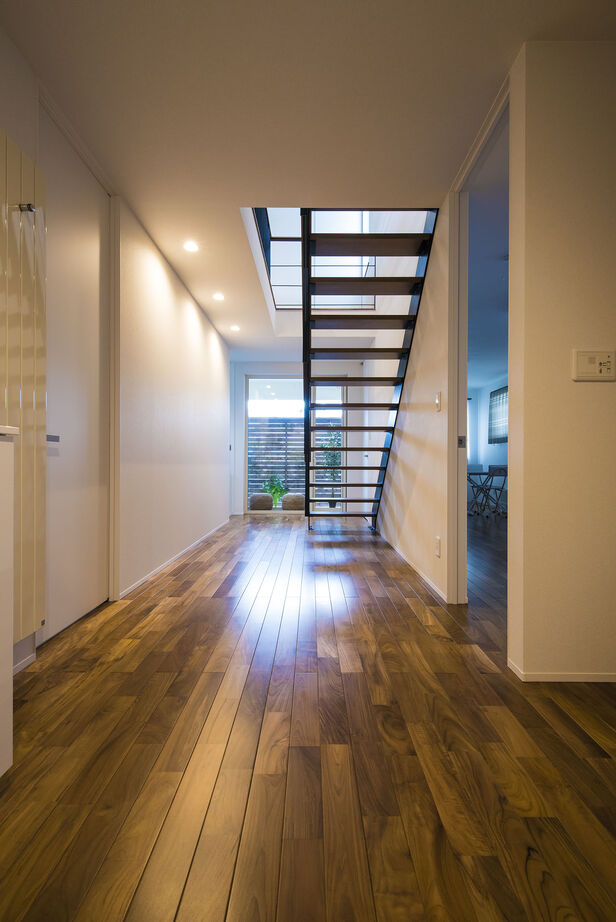 ロゴスホーム 【北海道/札幌市】自然と調和したナチュラル＆ベーシックの家の建築実例画像6