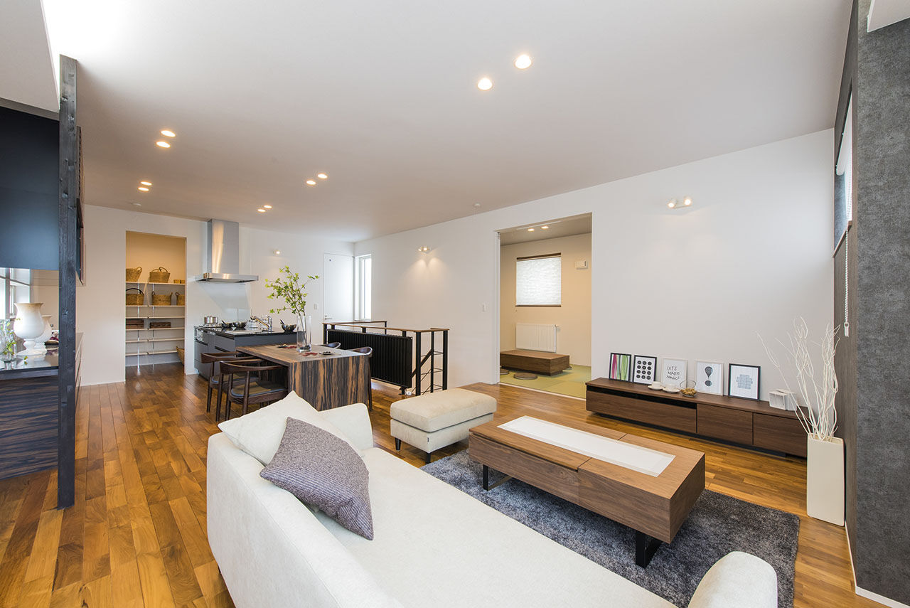 ロゴスホーム 【北海道/札幌市】自然と調和したナチュラル＆ベーシックの家の建築実例画像8