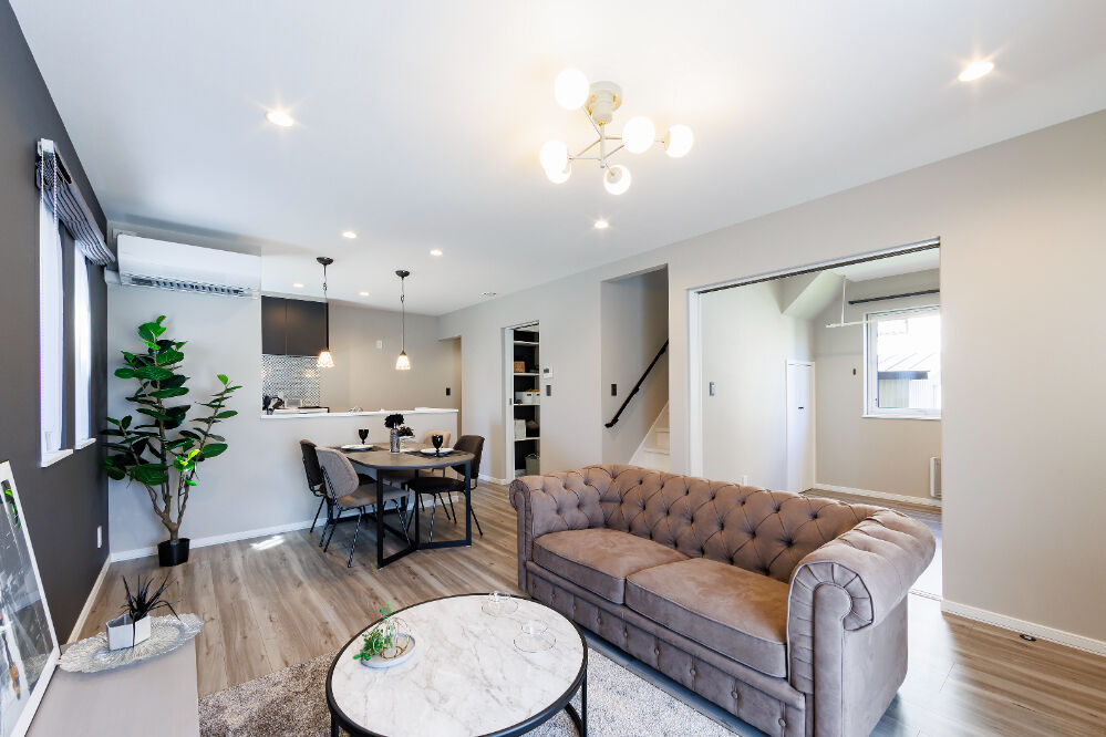 ロゴスホーム 【北海道/帯広市】丸い柄が特徴のエコな外壁。色あせない家で、未来をデザイン。の建築実例画像3