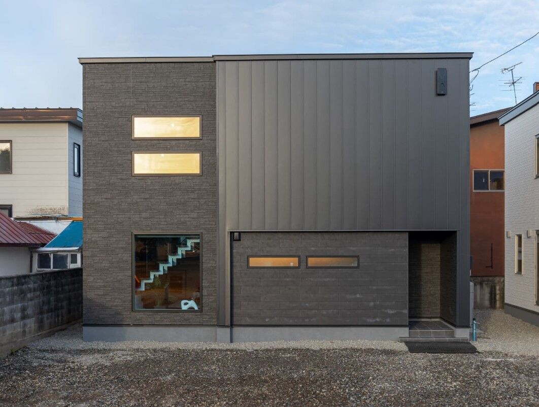 ロゴスホーム 【帯広市】モノトーンが織りなす洗練空間。光と影が魅せる大人の住まい。の建築実例画像7