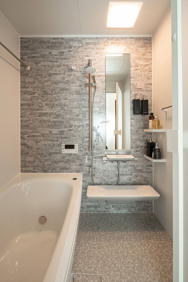 ロゴスホーム 【帯広市】L字型キッチンで家族と繋がる。会話が弾む、心地よいモダン空間。の建築実例画像11