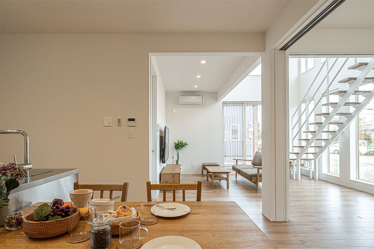 ロゴスホーム 【帯広市】白を基調とした家の建築実例画像6