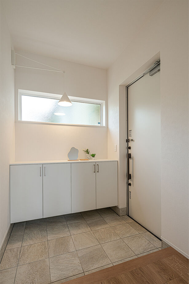 ロゴスホーム 【帯広市】白を基調とした家の建築実例画像12