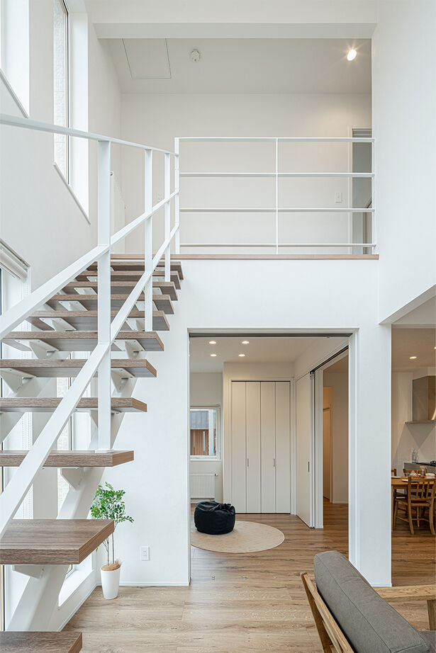 ロゴスホーム 【帯広市】白を基調とした家の建築実例画像13