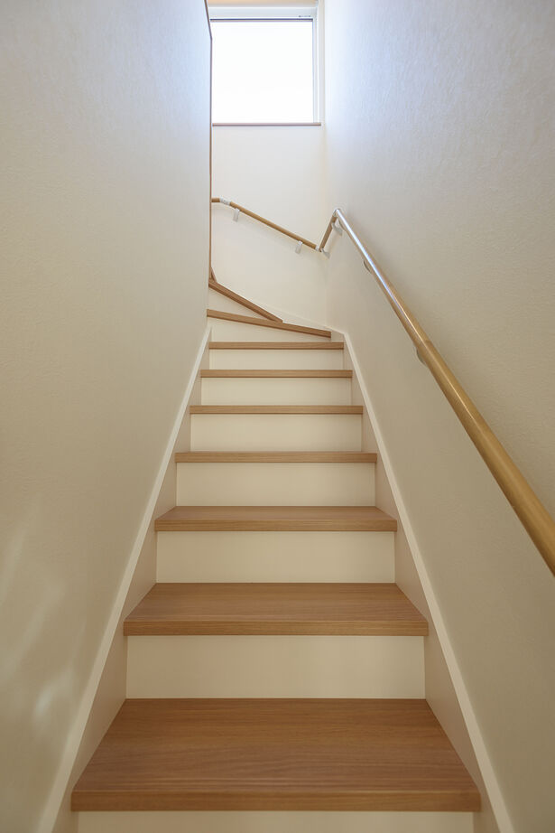 ロゴスホーム 【宮城県/建物本体価格1532万円/32坪】家中暖かいのにエコライフが叶う「十勝型住宅」。北欧風の開放的な空間の建築実例画像9