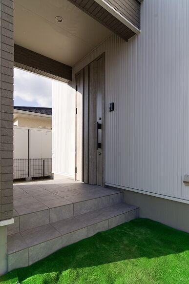 ロゴスホーム 【1000万円台/ZEH住宅/北欧テイスト】北海道仕様×適正価格 で叶える光熱費を気にしない暮らしの建築実例画像4