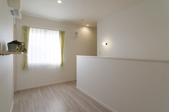 ロゴスホーム 【1000万円台/ZEH住宅/北欧テイスト】北海道仕様×適正価格 で叶える光熱費を気にしない暮らしの建築実例画像10