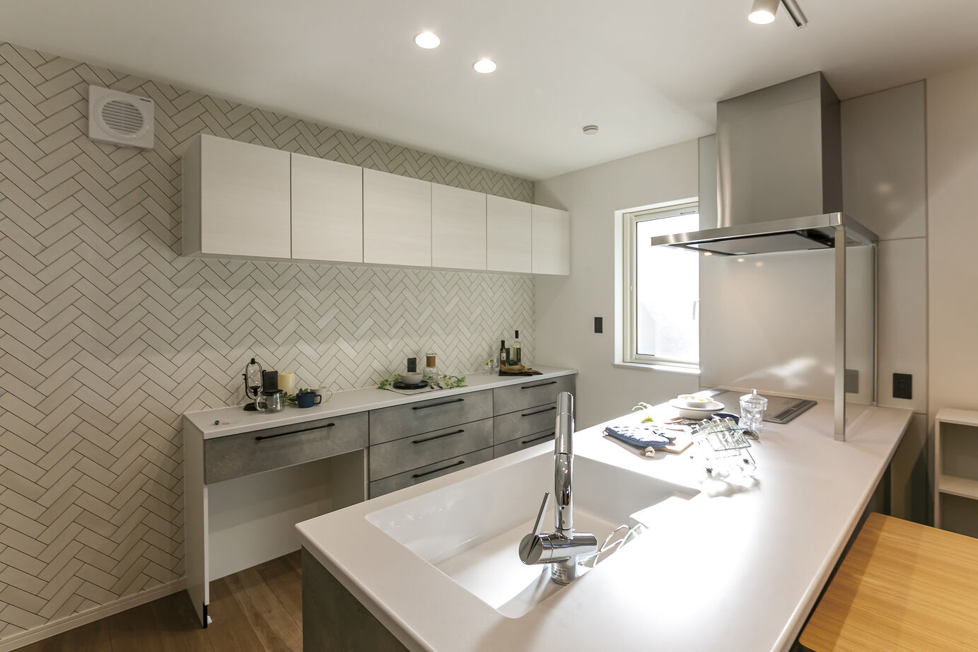 ロゴスホーム 【1000万円台｜収納充実｜アクセントクロス】実用性と充実の標準装備も魅力　豊富な選択肢から理想の形に！の建築実例画像7