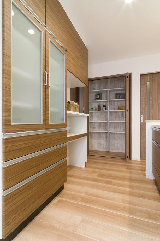 ロゴスホーム 【宮城県/収納充実｜アクセントクロス｜ご家族3人】 北海道のZEH基準を満たす高性能住宅！の建築実例画像3