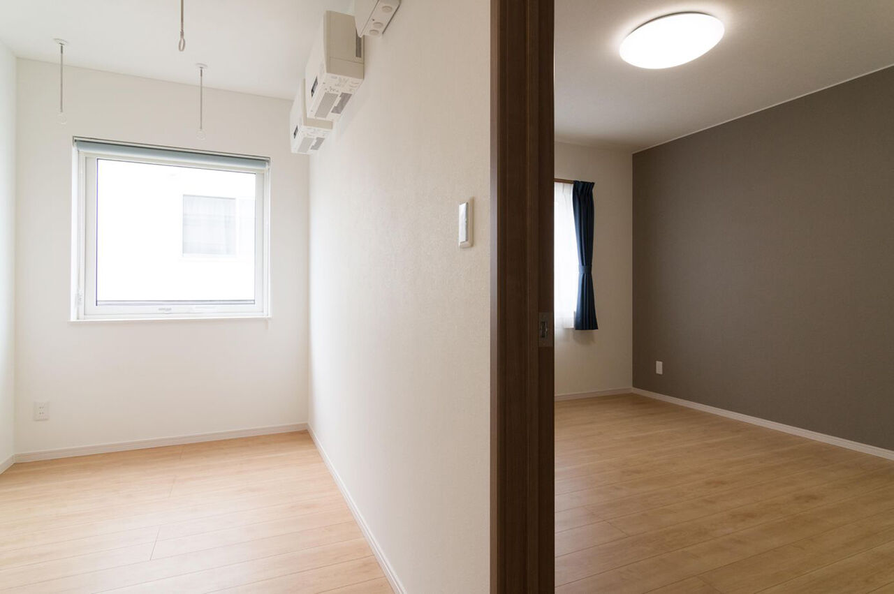 ロゴスホーム 【宮城県/収納充実｜アクセントクロス｜ご家族3人】 北海道のZEH基準を満たす高性能住宅！の建築実例画像8