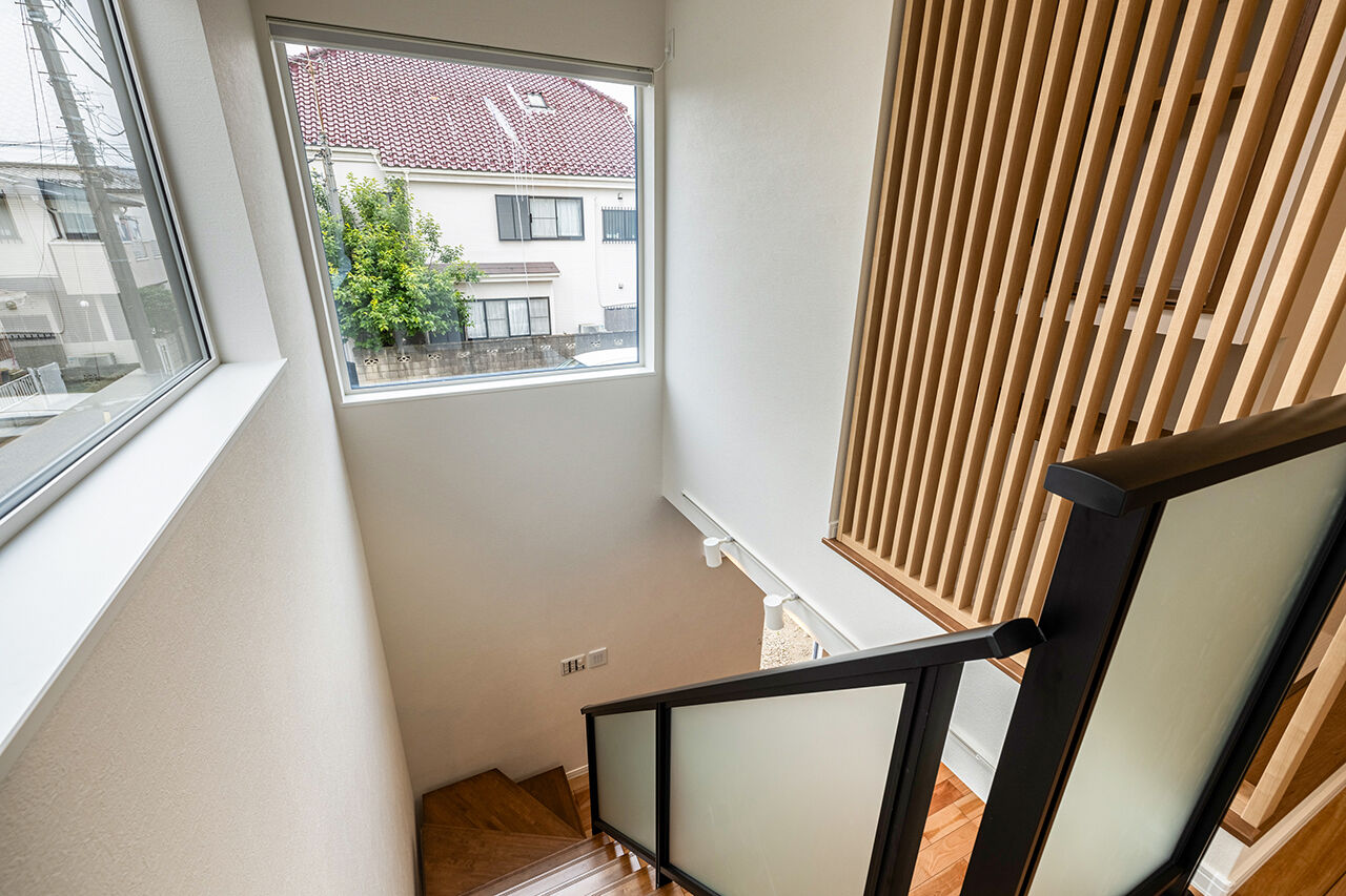 ロゴスホーム 【ふじみ野市／吹抜／収納充実／間取図】家族が集まり、団欒を楽しむキッチンにこだわった住まいの建築実例画像7