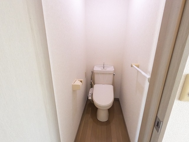 ハイツ長谷川のトイレ写真