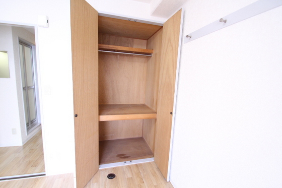 収納　※別部屋の写真です