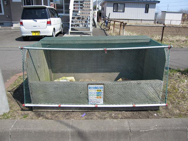 【苫小牧市青雲町のアパートのエントランス】