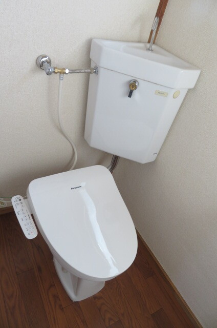 佐野市免鳥町 戸建のトイレ写真