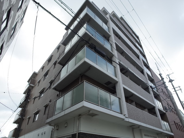 神戸市兵庫区七宮町のマンションの建物外観
