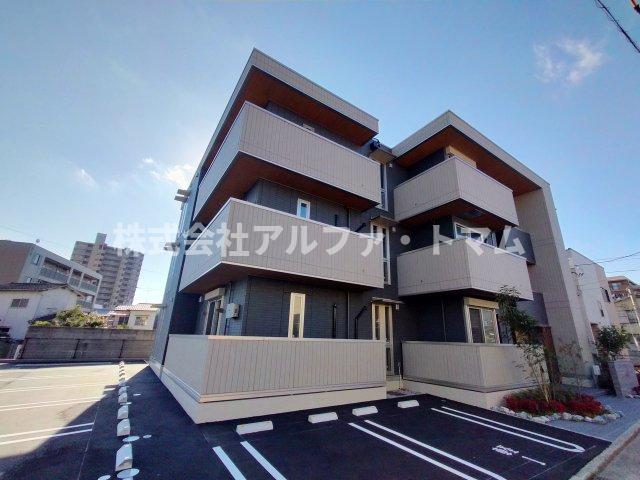 【ヒルクレスト上之町の建物外観】