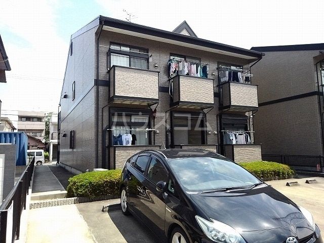 名古屋市中川区法華西町のアパートの建物外観