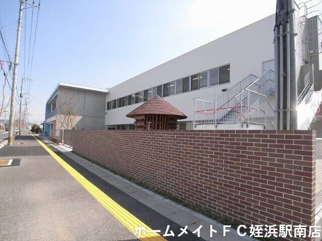 【福岡市西区泉のアパートの幼稚園・保育園】