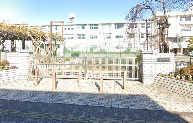 【コンフォートパレス伊勢原の小学校】