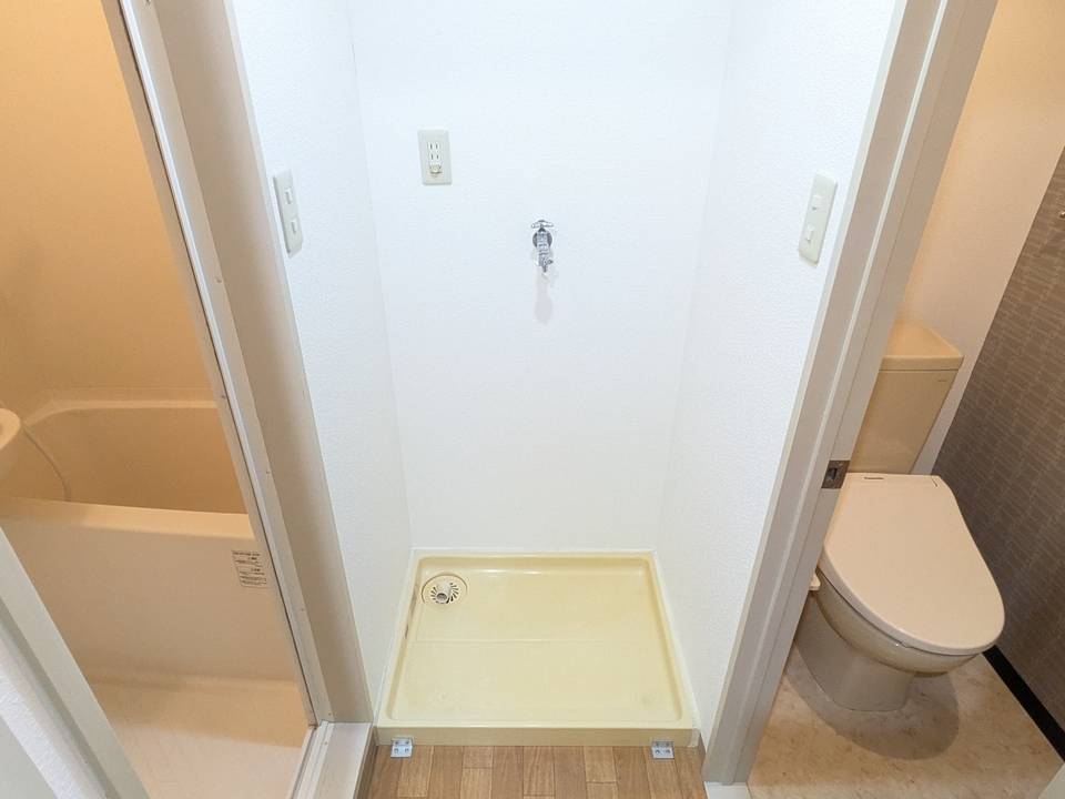 洗面設備　洗濯機置場