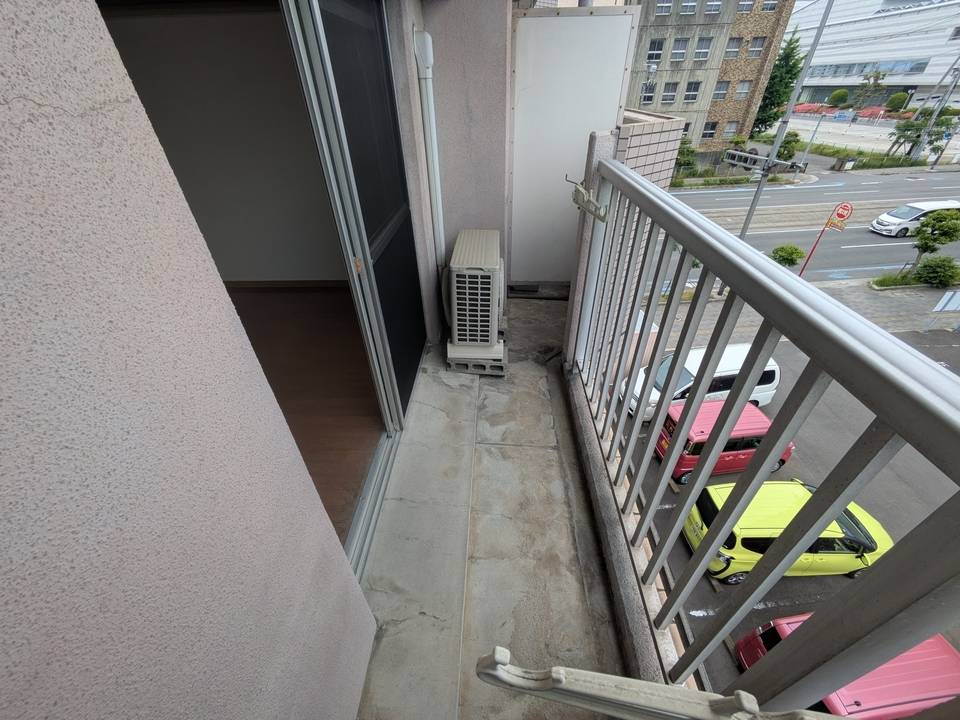 バルコニー　バルコニー