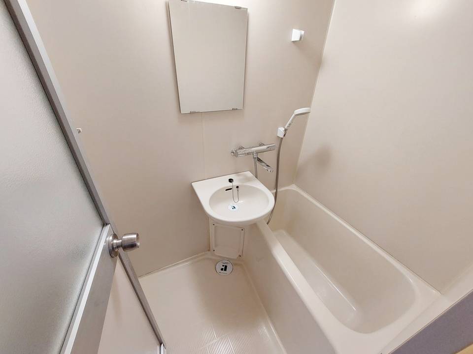 バス・シャワールーム　浴室