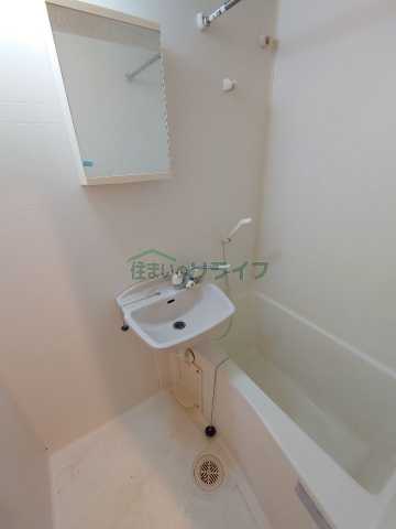 バス・シャワールーム　別部屋参考写真