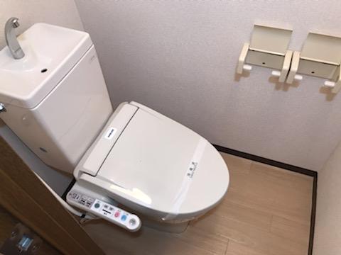 トイレ　トイレ