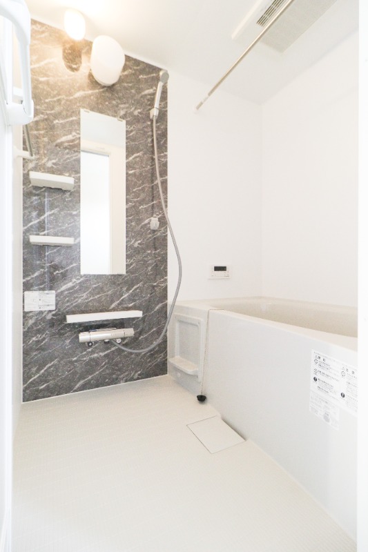 バス・シャワールーム　図面と現状に相違がある場合には現状を優先