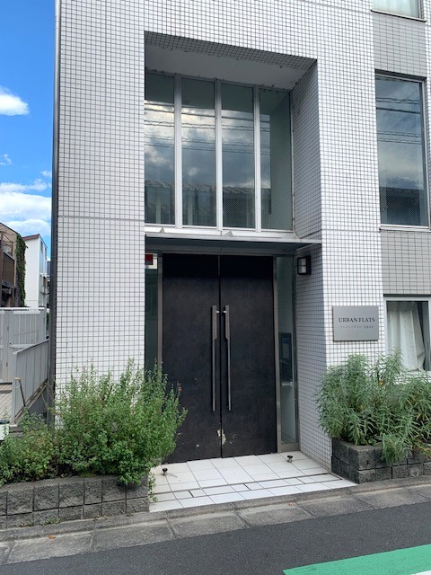 エントランス　エントランス