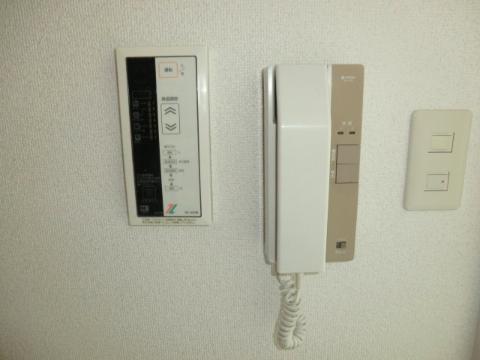 エスタ茨木　セキュリティ　インターホン内機