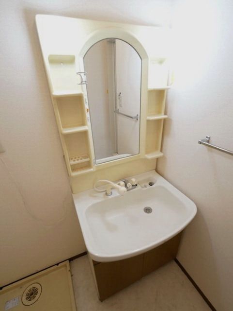 洗面設備　★独立洗面台の様子★