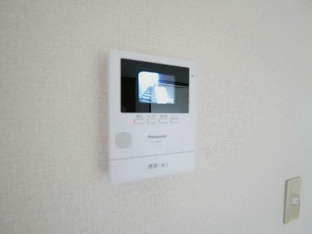 その他設備　★モニター付きインターホンです★
