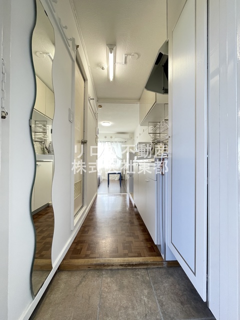 玄関　玄関から見たお部屋です☆