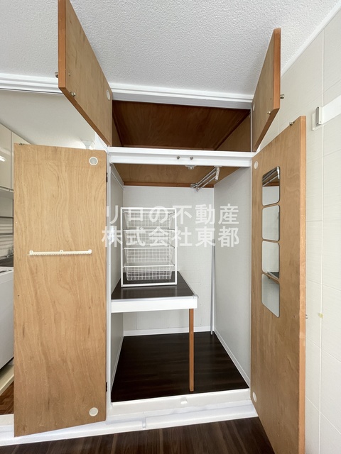 収納　奥行のある収納付です！増えがちな荷物をもスッキリ収納できます