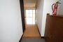 玄関　※別号室の写真です