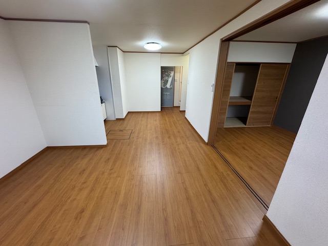 プレジール富久の居間写真