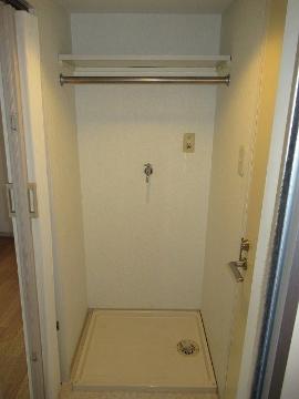 UEDA BUILDING（ウエダビルディング）　その他設備　室内洗濯機置