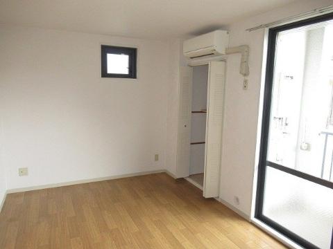 UEDA BUILDING（ウエダビルディング）　居室・リビング　洋室