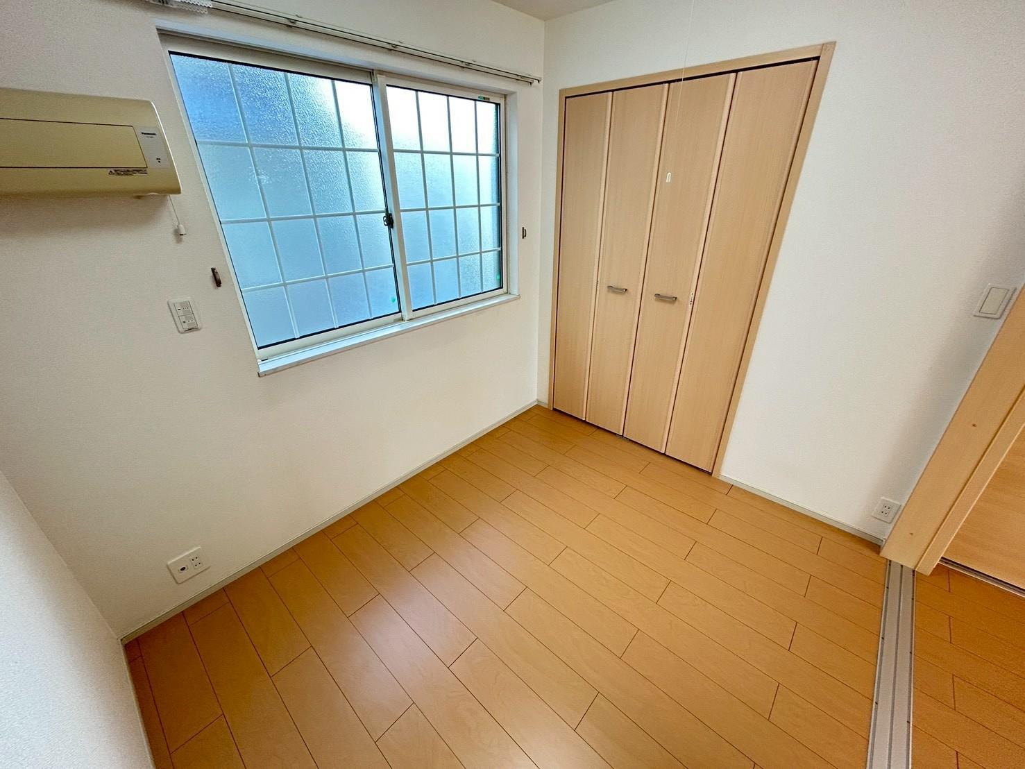 居室・リビング　洋室