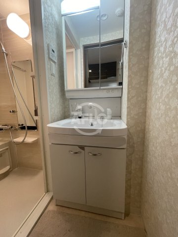 洗面設備　Luxe深江橋II　独立洗面台