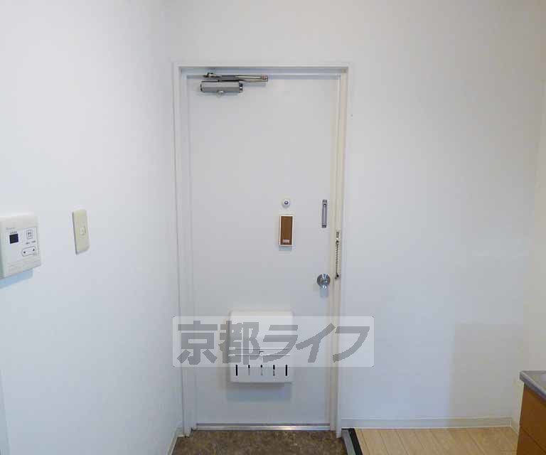 玄関　玄関です。
